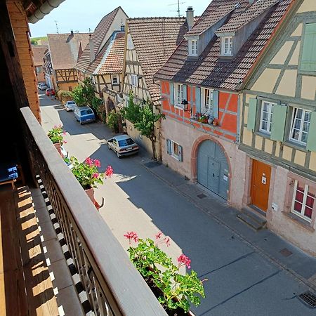 Un Balcon Sur Les Toits Apartment Beblenheim Exterior photo