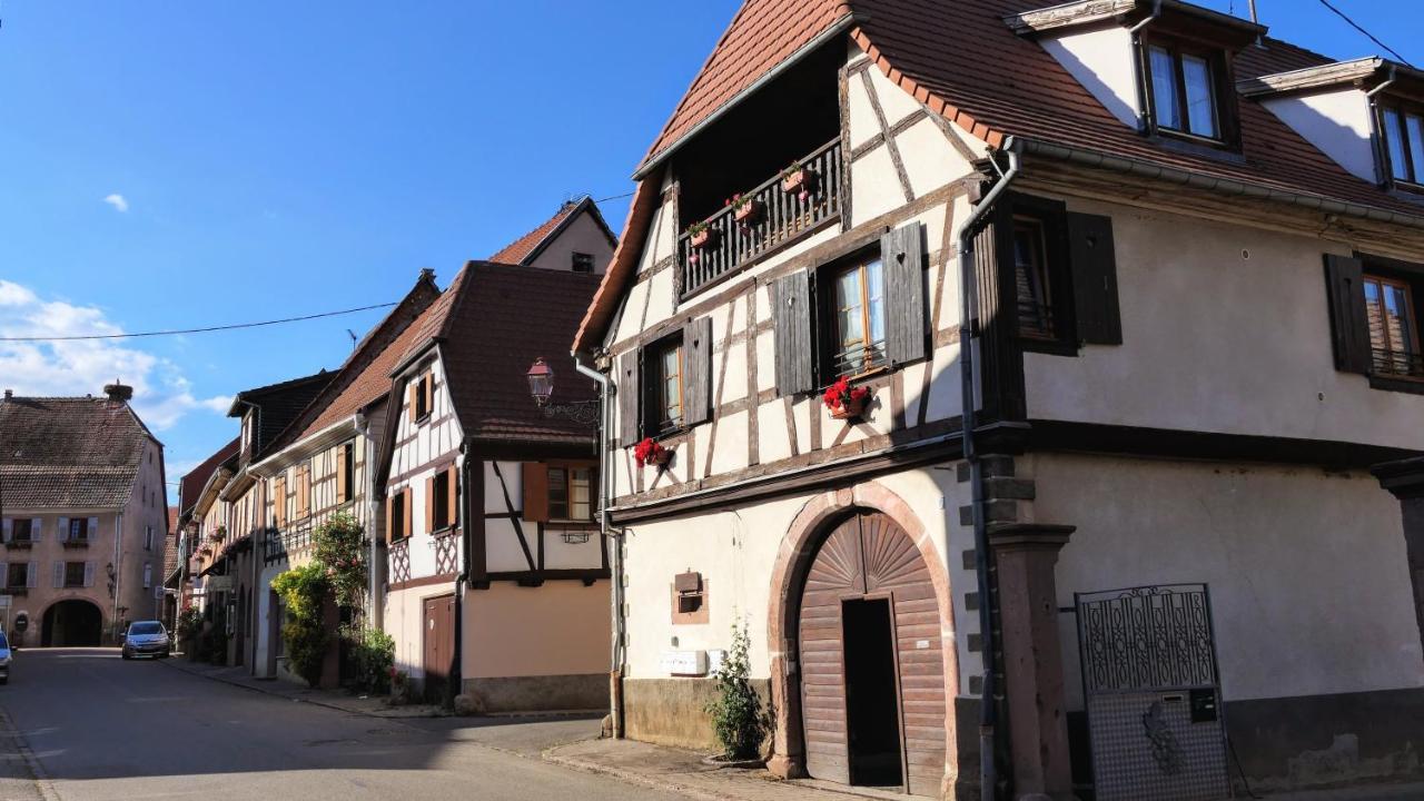 Un Balcon Sur Les Toits Apartment Beblenheim Exterior photo